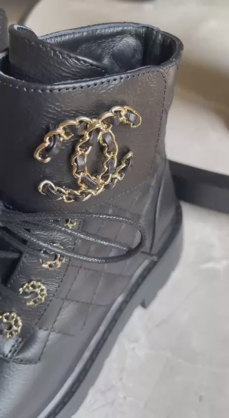 *NEW Chanel*
*Super master quality*🔥
*Size 36 to 41*
For Price 👇 WTSP Text Zain 0568585901

Zain113
♥️♥️♥️