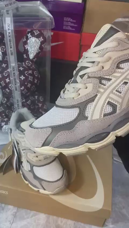 Asics Gel NYC 'Cream Oyster Grey'🩶
Size 36-45 AVAILABLE 🤩
220 dhs🪙💕

Zain242
♥️♥️♥️