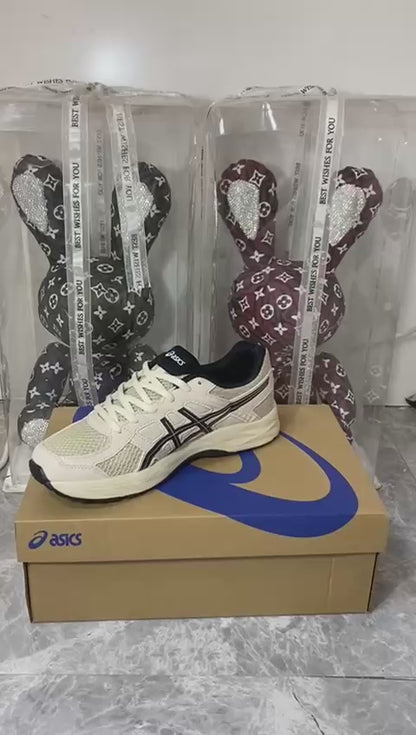 ASICS Gel Contend 4 ‘Beige/ Black’🩶🖤
Size 40-45 AVAILABLE
200 dhs🪙💕

Zain242
♥️♥️♥️