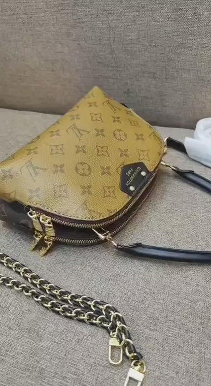 LV
90 dhs🪙💕
size 22cm

Zain26
♥️♥️♥️
