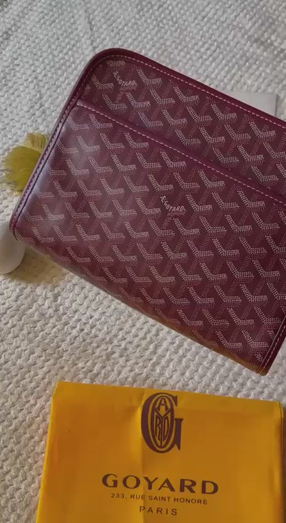 GOYARD
25cm
330 dhs🇦🇪
Top quality

Zain167
♥️♥️♥️