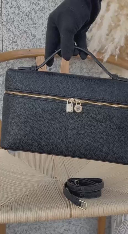 Available Again✨✨✨

LORO PIANA

27cm
370 dhs🪙🌨️

Top quality 
With box🎁

Zain167
♥️♥️♥️