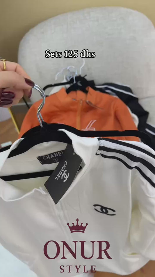 Branded sets

Size available 

Zain140 

اطلبوها من الوتس المثبت في الأعلى👆🏻👆🏻

تواصلو معنا 👈🏻 Zain 
For order WhatsApp pinned 👆🏻

♥️♥️♥️