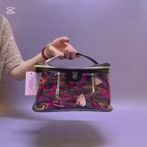 Victoria's Secret make up box 

good quality 
85 dhs🇦🇪

Zain39
♥️♥️♥️