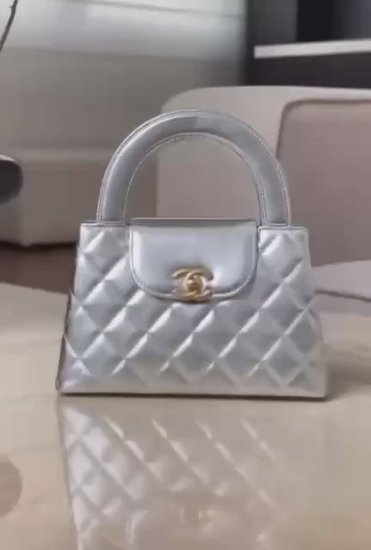 CHANEL 
GOOD QUALITY 
90 dhs🪙💕

Zain39
♥️♥️♥️