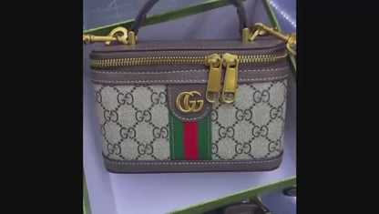 Gucci
✨✨NEW ✨✨
95 dhs🪙🌨️

with box
🎁🎁🎁

Zain38
♥️♥️♥️