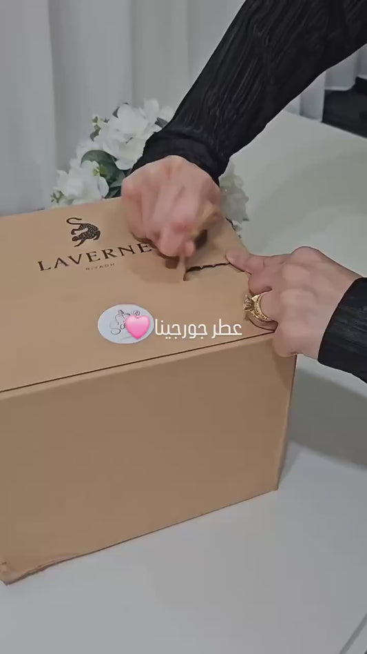 Laverne set


150 dhs  free delivery 🇦🇪 

🌸🌸🌸