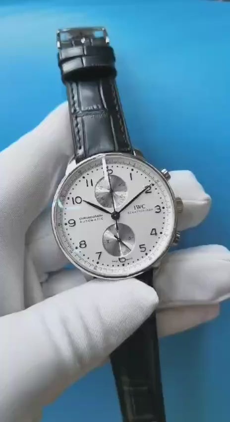 IWC 
master 
2000 dhs🪙💚

Zain25
♥️♥️♥️