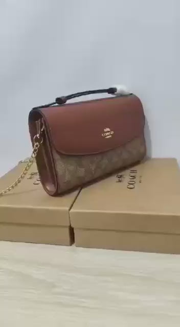 Coach

70 dhs🪙💕 

high quality 

with box  
🎁🎁🎁
23cm

Zain26
♥️♥️♥️