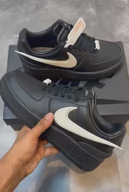 Nike Air Force 1 Low SP AMBUSH Black, 
Size 36-45, 
180 dhs🪙💕

Zain18
♥️♥️♥️