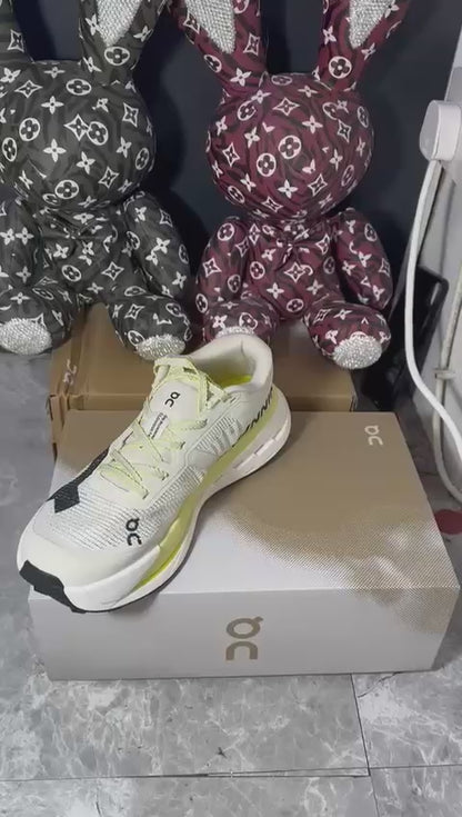 ON Cloudultra Pro ‘Pearl | Lychee’
36-45 AVAILABLE 🤩
220 dhs🪙💚

Zain241
♥️♥️♥️