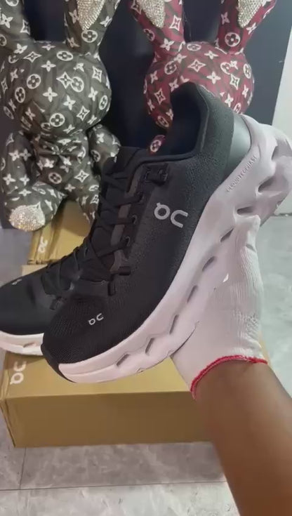 Cloudtilt 'Black Asphalt' 🖤
NEW ARRIVALS 🤩
36-45 AVAILABLE 
220 dhs🪙💚

Zain242
♥️♥️♥️