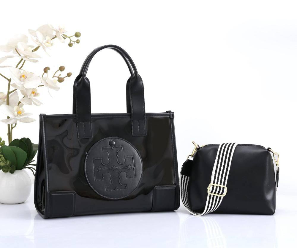 Tory Burch ᴛᴏᴛᴇʙᴀɢ
ᴛʀᴀɴsᴘᴀʀᴇɴᴛ ᴛᴏᴘ ʜᴀɴᴅʟᴇ
ɪɴᴄʟᴜᴅᴇ ᴛʜᴇ ᴘᴏᴜᴄʜᴇs
ᴡɪᴛʜ ʟᴏɴɢ sᴛʀᴀᴘ
sɪᴢᴇ : 35 cm

90 dhs✅

Zain31
♥️♥️♥️