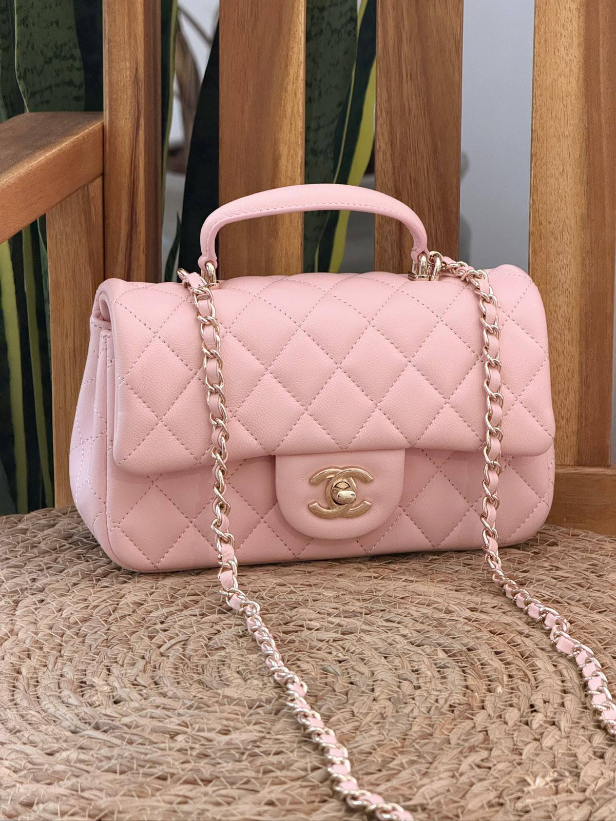 CHANEL 
Super Master Quality ⚡️
Original Packing 🎁
Size 20CM📏
For Price 👇 WhatsApp✅
0568585901 
0507557372
0552275751 Owner Zain 👌

Zain321
♥️♥️♥️