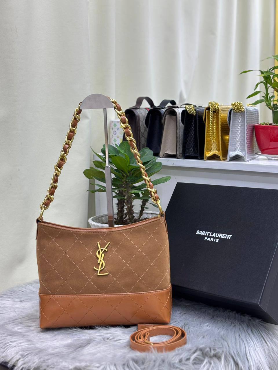 YSL
SIZE………. 26CM🌷
95 dhs🪙🌨️

With BOX✅
🎁🎁🎁

Zain244
♥️♥️♥️