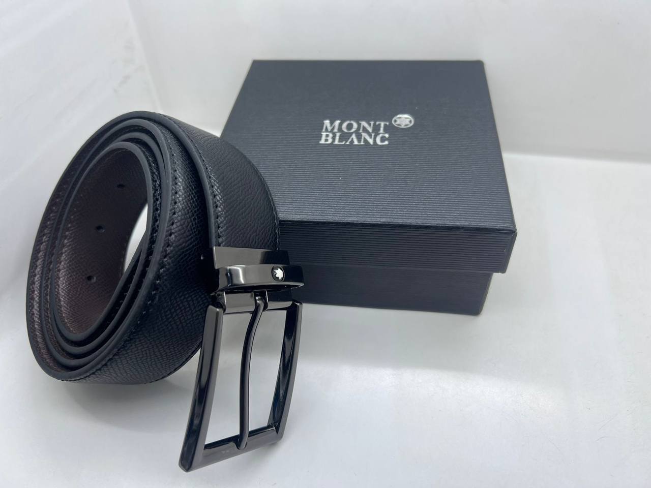 Belts
65 dhs✅

Zain182
♥️♥️♥️