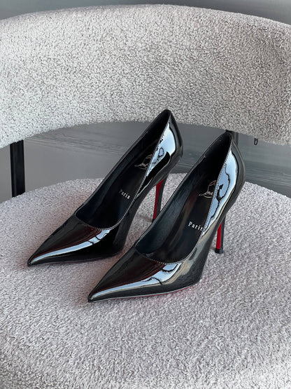 Louboutin

36-41
_Super master high quality_🪡
500 dhs🇦🇪🇦🇪

Zain176
♥️♥️♥️