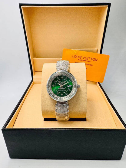 LV Ladies 
55 dhs🪙💚

Zain08
♥️♥️♥️