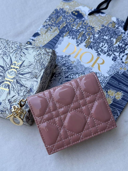 Dior
💜*Super Master*💜
310 dhs✅

Zain275
♥️♥️♥️
