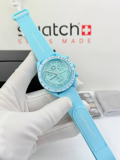 Moon swatch 

with original box 
85 dhs🇦🇪🇦🇪

Zain85 
♥️♥️♥️