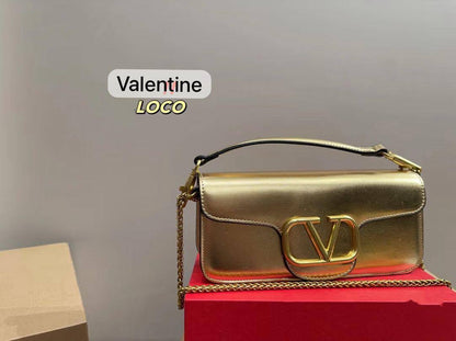 💖  Valentino Loco long
1️⃣ First quality +🎁
Size : 27 * 13 cm
110 dhs✅
with box 🎁

Zain115
♥️♥️♥️