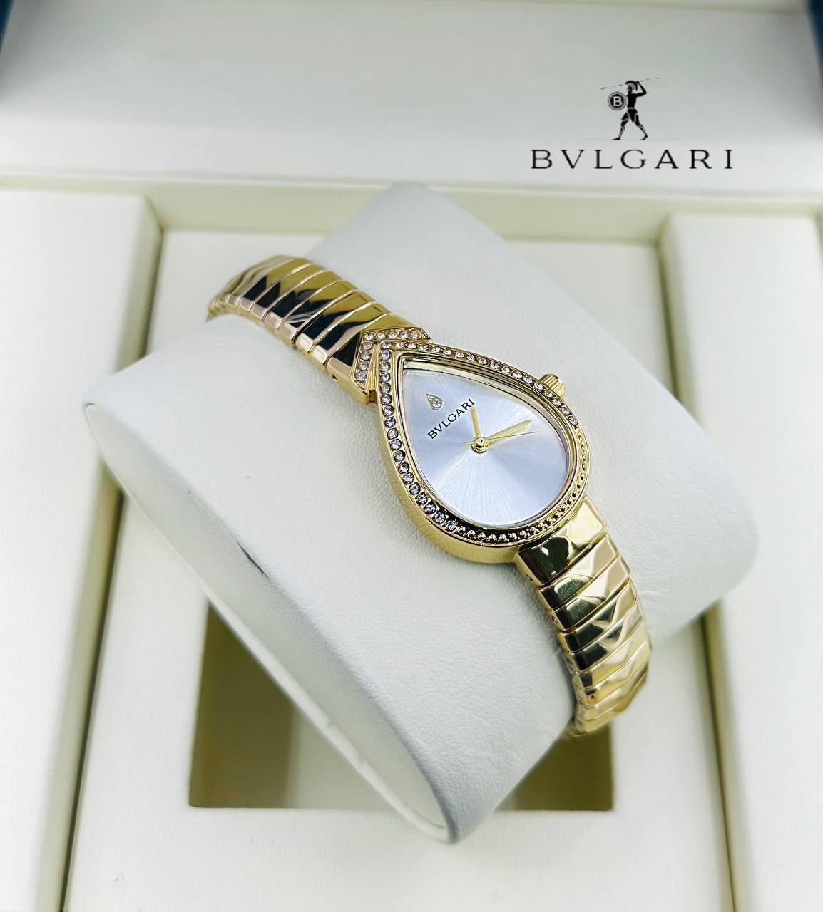 Bvlgari ladies
55 dhs🪙💕

Zain29
♥️♥️♥️
