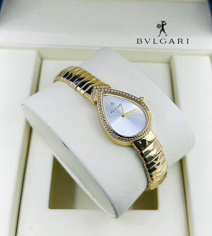 Bvlgari ladies
55 dhs🪙💕

Zain29
♥️♥️♥️