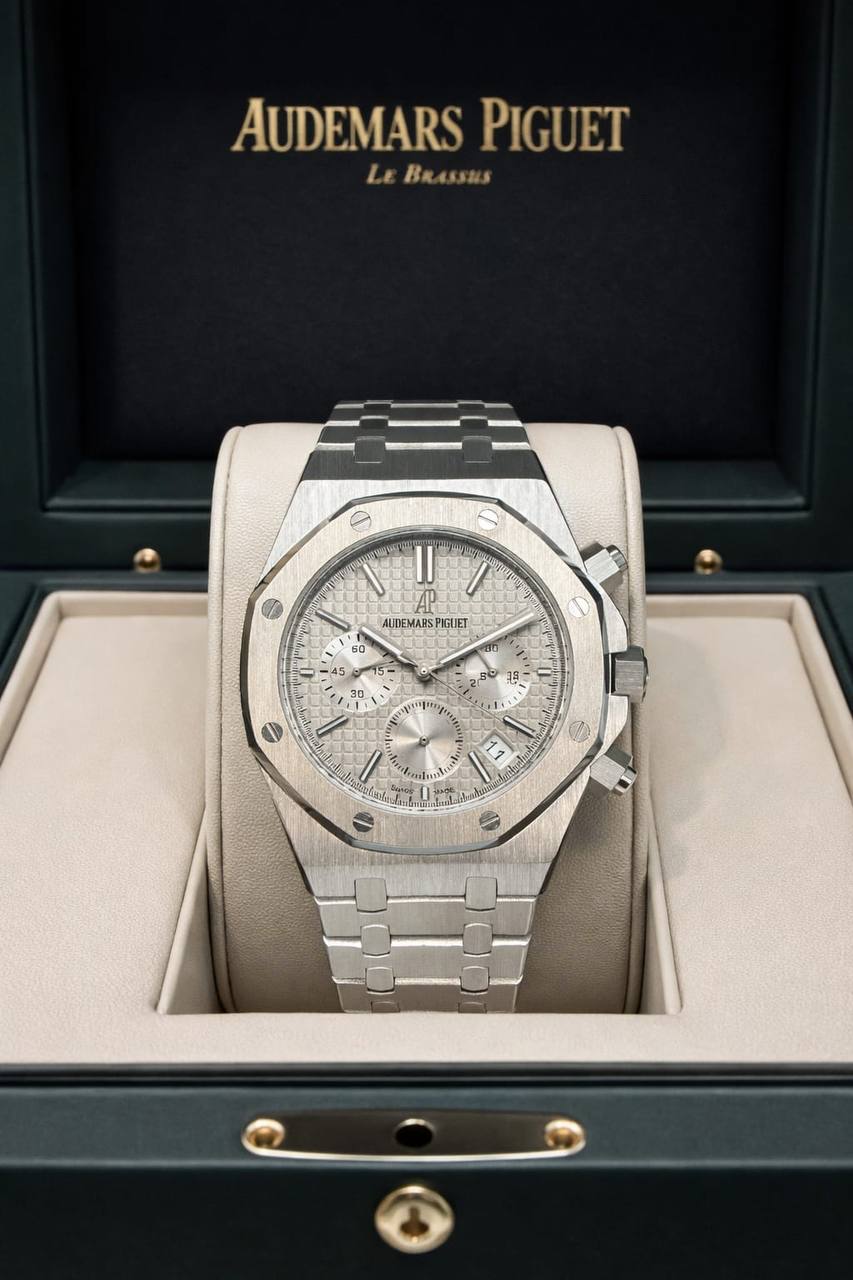 Ap watch for men 
good quality 
240 dhs💓

Zain59
♥️♥️♥️