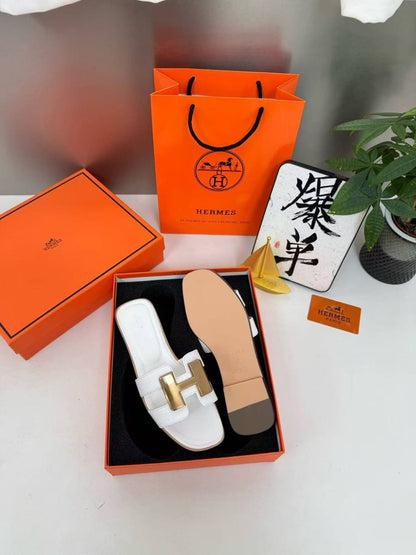 Hermes
size 36-41
95 dhs🇦🇪🇦🇪

Zain40
♥️♥️♥️