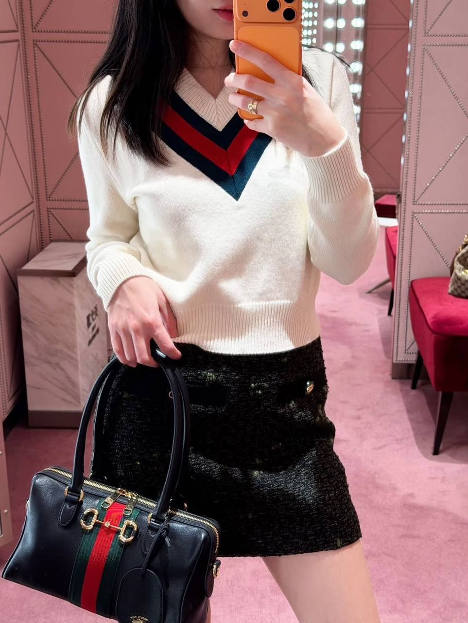 GUCCI 

NEW CAME 
HIGH QUALITY 

WITH BOX 
125 dhs🇦🇪🇦🇪

Zain39
♥️♥️♥️
