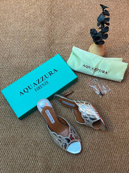 🦋New arrivals🦋
🦋Aquazzura heel🦋
🦋36 to 41 🦋
🦋150 dhs 🦋
Zain236
♥️♥️♥️
