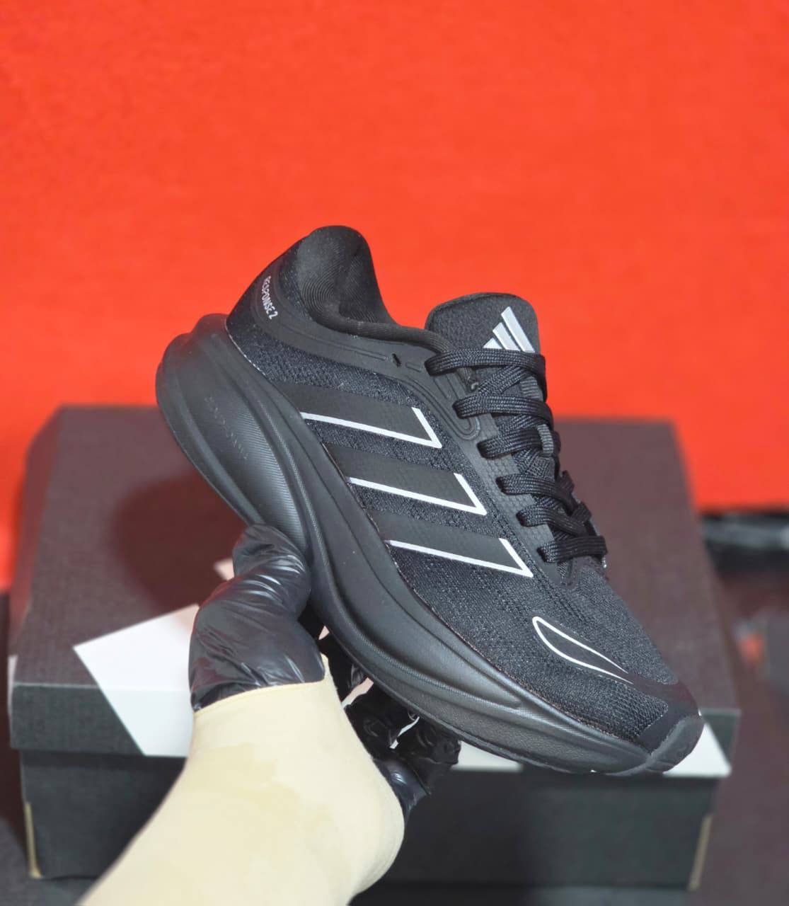 Adidas

37 to 40
125 dhs🇦🇪🇦🇪

Zain27
♥️♥️♥️