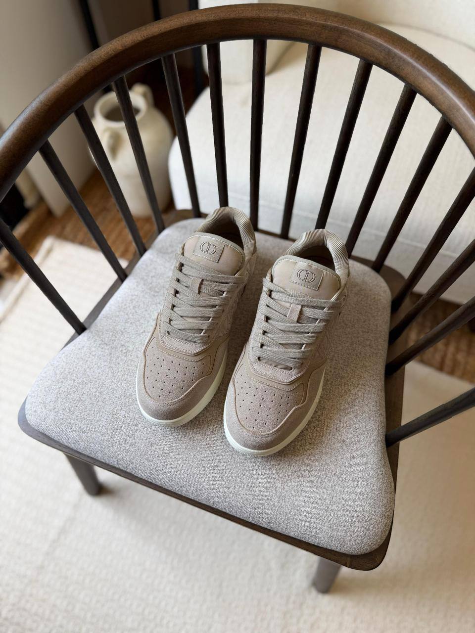 DIOR 
*AAA quality*
*size:40 to 46*
450 dhs🇦🇪🇦🇪

Zain185
♥️♥️♥️