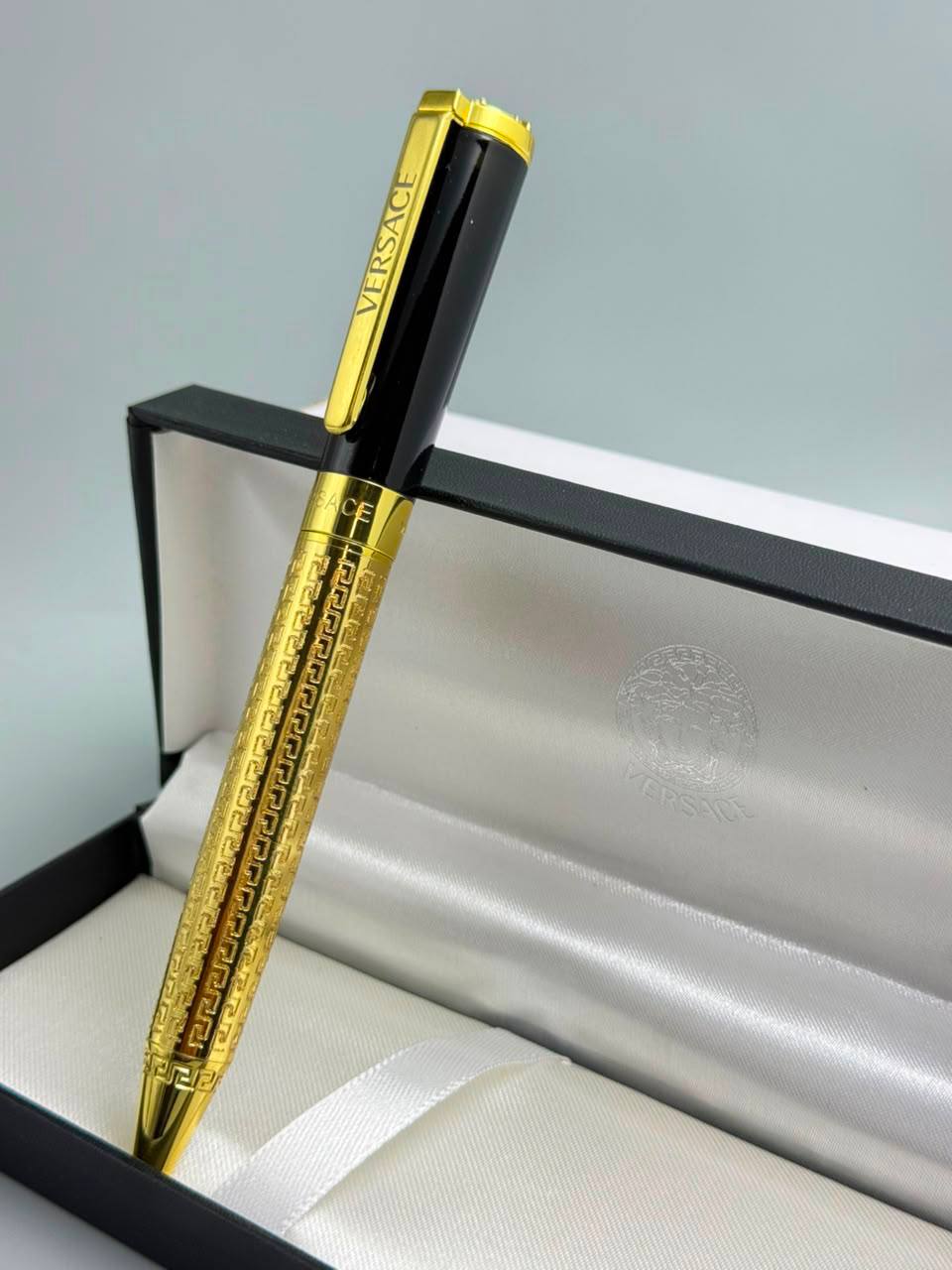 Pen
55 dhs🇦🇪🇦🇪

Zain182
♥️♥️♥️
