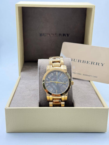 Burberry Ladies 
55 dhs❣️

Zain08
♥️♥️♥️