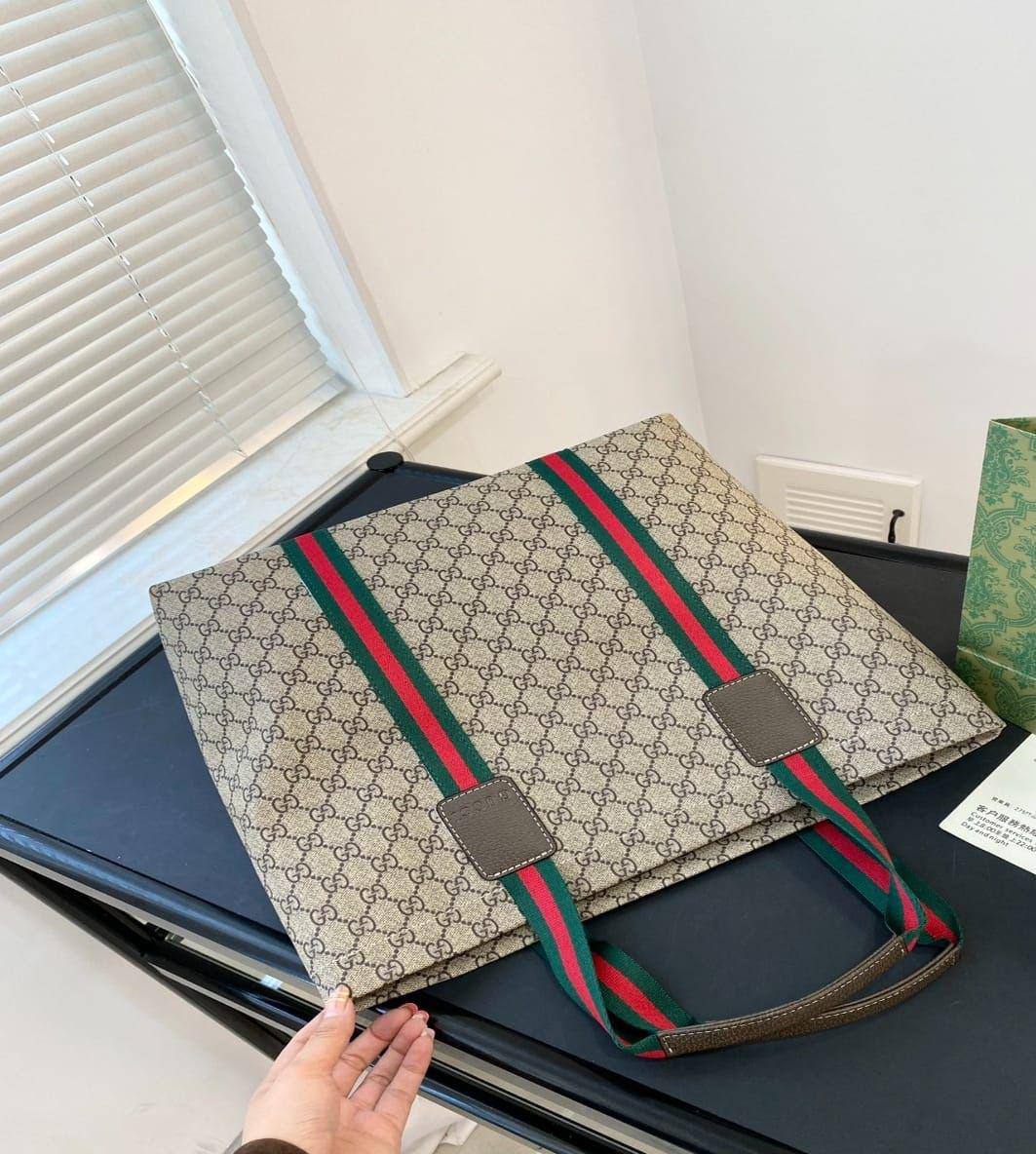 GUCCI 
COPY ONE RESTOCK 
160 dhs🪙🖤

Zain39
♥️♥️♥️