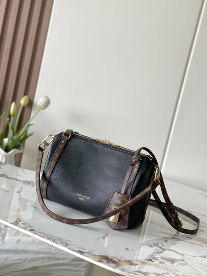 LV
Master Bags +++
For Price 👇 WTSP Text Zain 0568585901

Zain142
♥️♥️♥️