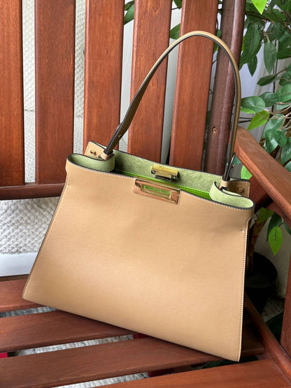 Fendi Picabo 
Super Master
Size : 33 cm
For Price 👇 WhatsApp✅
0568585901 
0507557372
0552275751 Owner Zain 👌

Zain315
♥️♥️♥️