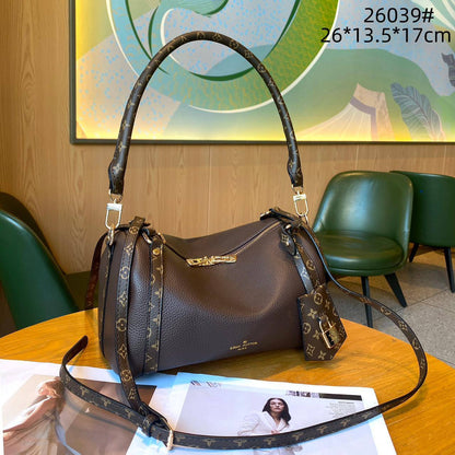 LV

With box 
🎁🎁🎁

115 dhs🗽

Zain136
♥️♥️♥️