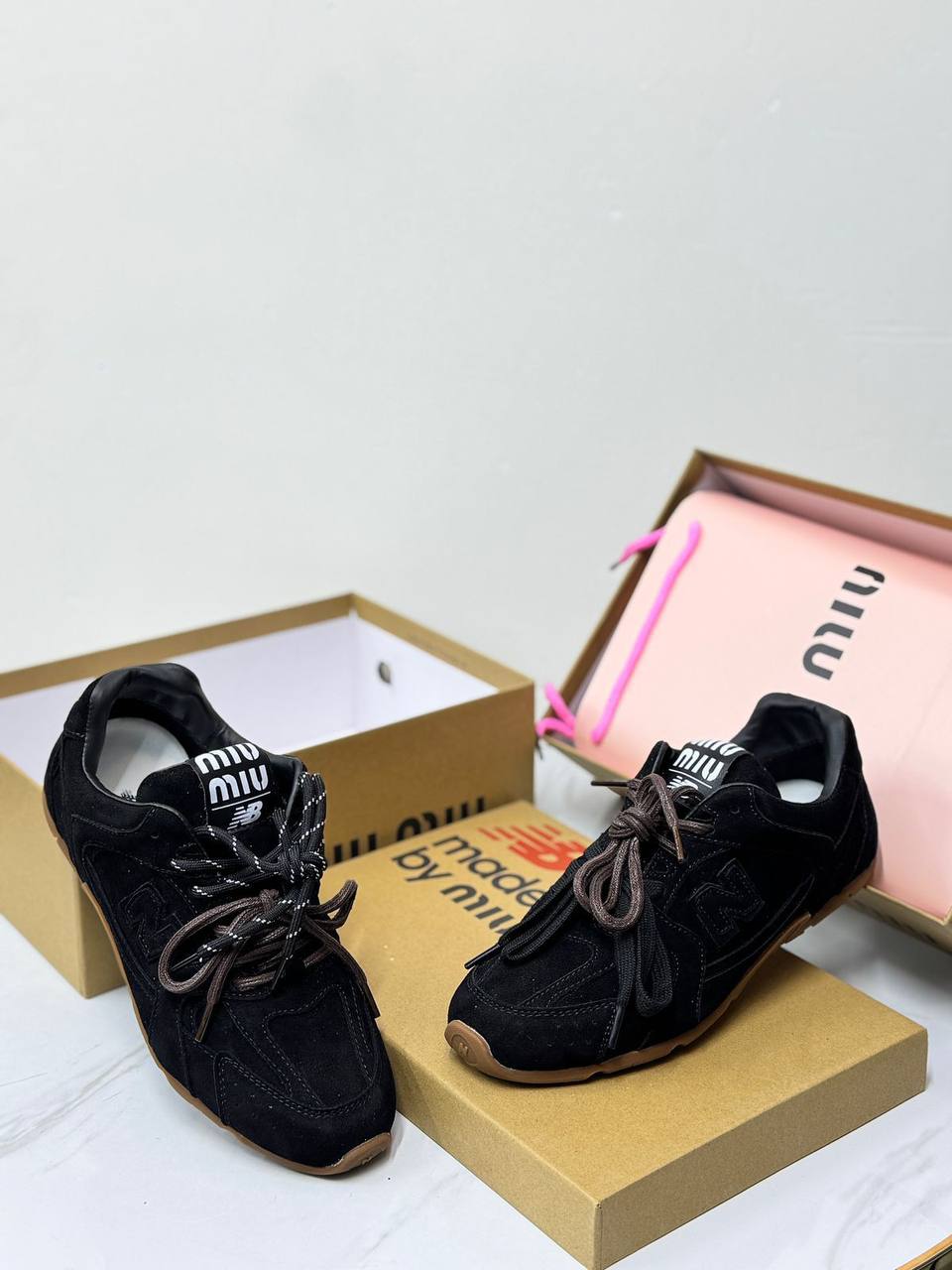 MIU MIU 
SIZE 36-41
170 dhs🇦🇪🇦🇪

Zain21
♥️♥️♥️
