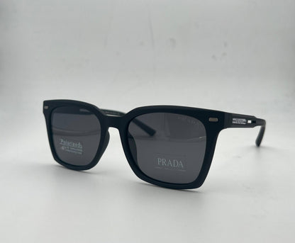 PRADA💥
Sunglasses 🕶️ 
Good quality 💯 
Master box 🗃️ 
50 dhs🌺

Zain273
♥️♥️♥️