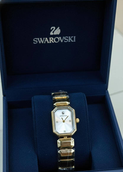 SWAROVSKI 🆕 LADIES 
GOOD QUALITY 💯
60 dhs🪙🖤

Zain133
♥️♥️♥️