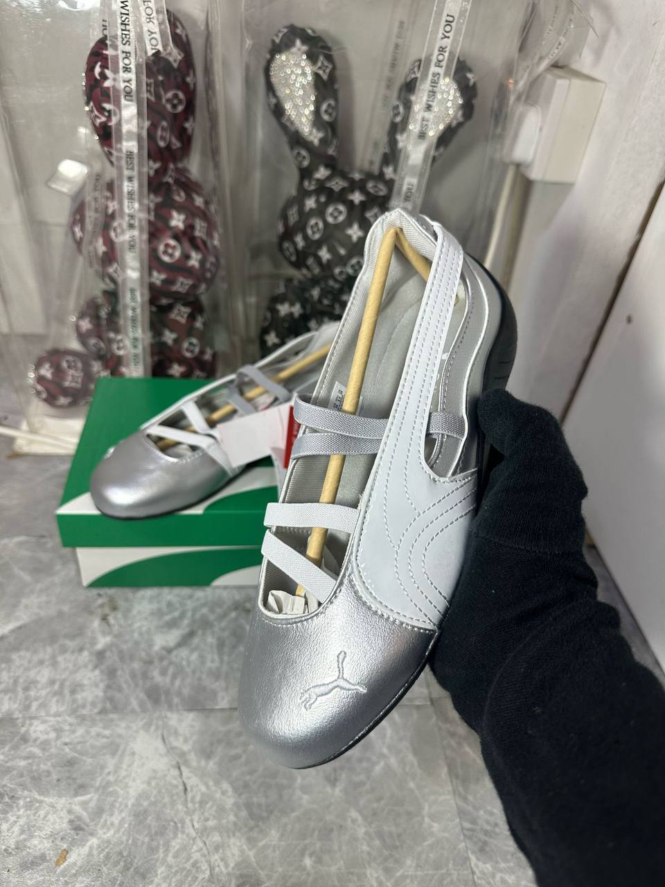 PUMA Speedcat "Silver" ballet flats
36-40 AVAILABLE 
170 dhs❣️

Zain242
♥️♥️♥️