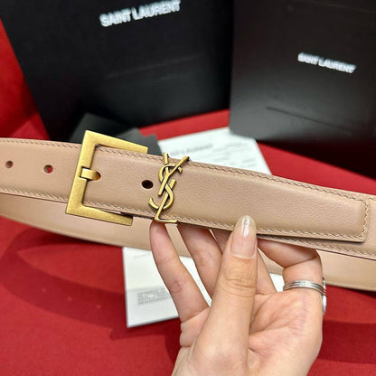 💜  YSL 💜
💜*Available Again*💜
260 dhs✅

Zain160
♥️♥️♥️