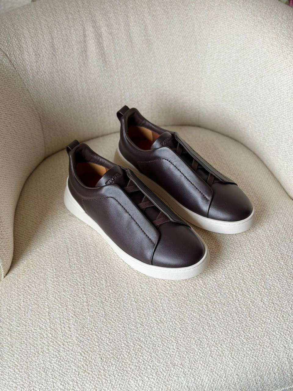 ZEGNA
*AAA QUALITY*
*SIZE:40 to 46*
450 dhs💛

Zain185
♥️♥️♥️