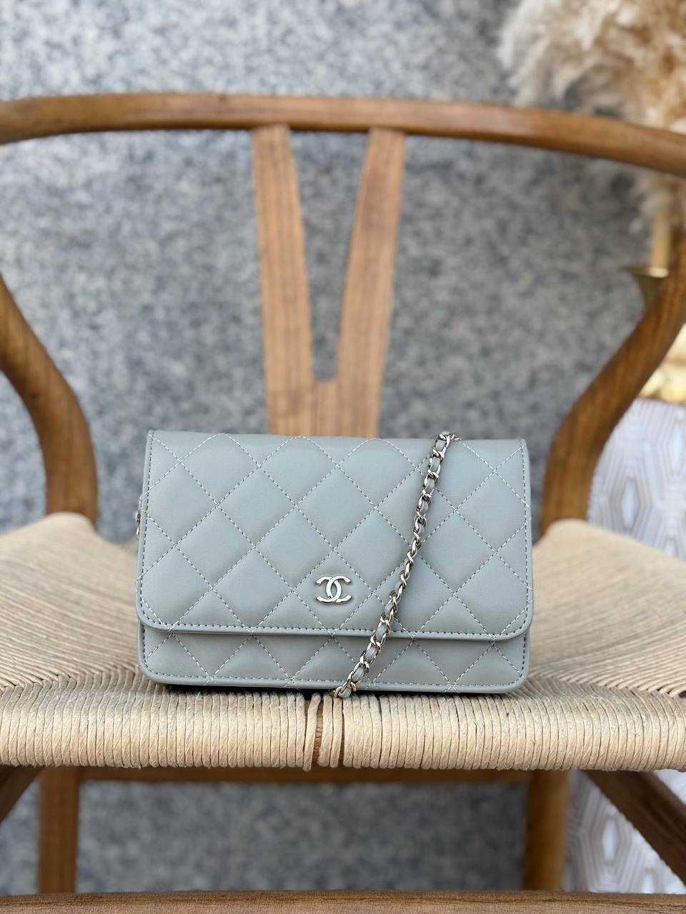 CHANEL
19cm
290 dhs✅
Top quality
With box🎁

Zain167
♥️♥️♥️