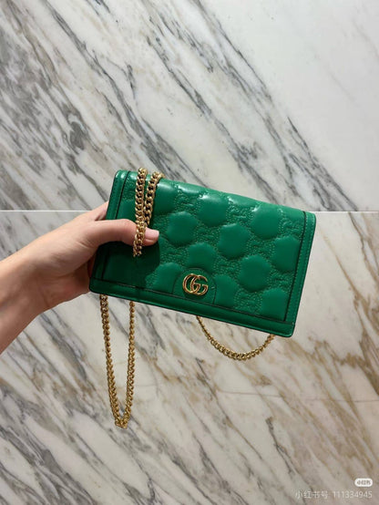 Mixed brands
Gucci
LV
Chanel
Fendi
Hermes

120 dhs🇦🇪🇦🇪

Zain10
♥️♥️♥️