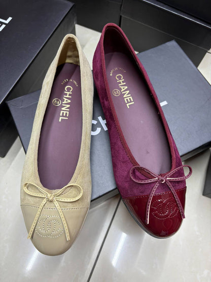 Chanel

36-41，

130 dhs🇦🇪🇦🇪

Zain145
♥️♥️♥️