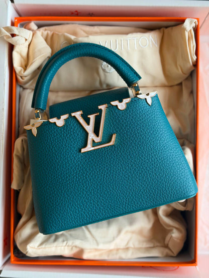 LV

For Price 👇 WhatsApp✅
0568585901 
0507557372
0552275751 Owner Zain 👌

ZainETAG 4
♥️♥️♥️