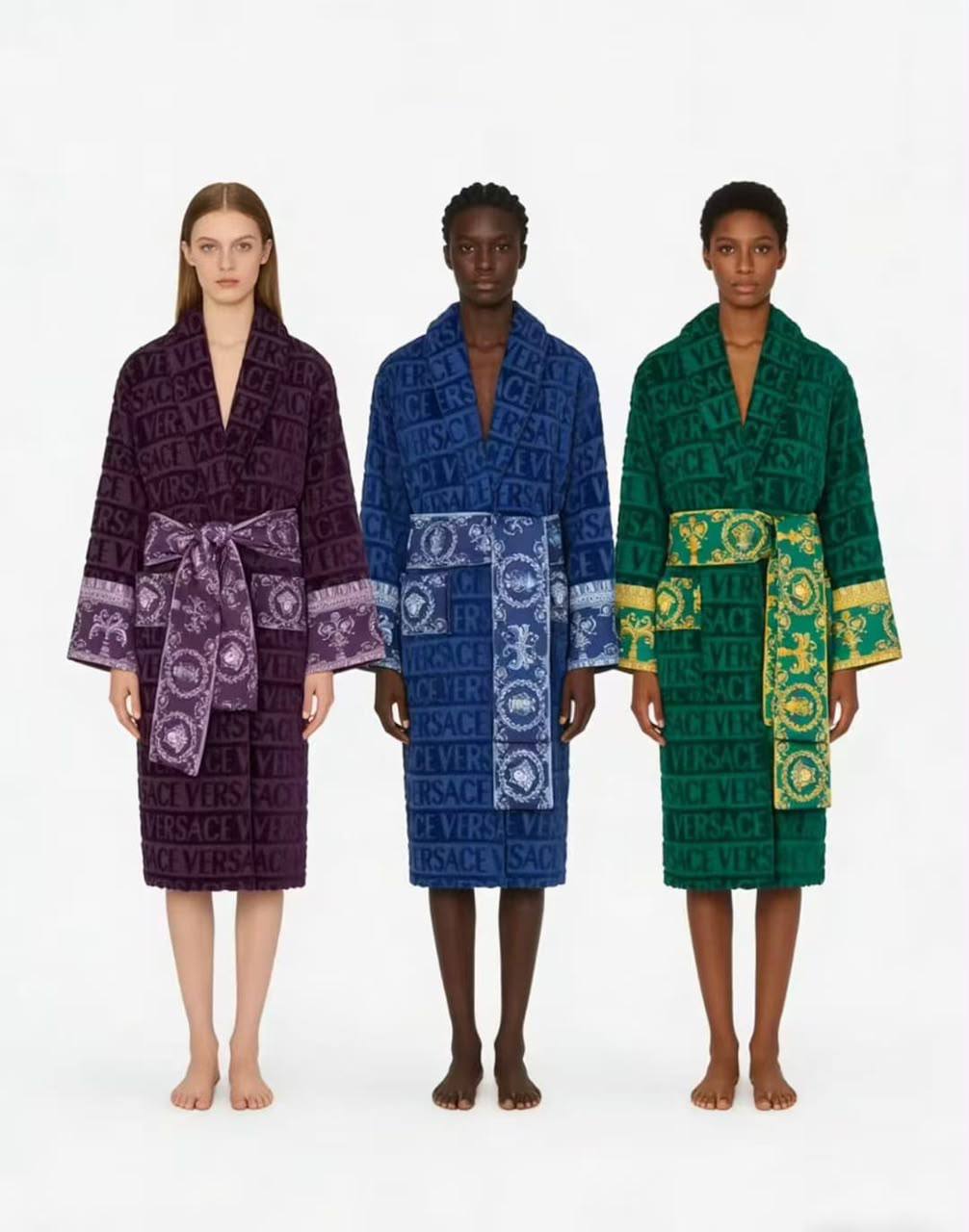 *New collections*                                                
VERSACE BATHROBE
*Super Master quality*
*Sizes:FREE SIZE*

750 dhs🇦🇪🇦🇪

Zain308
♥️♥️♥️